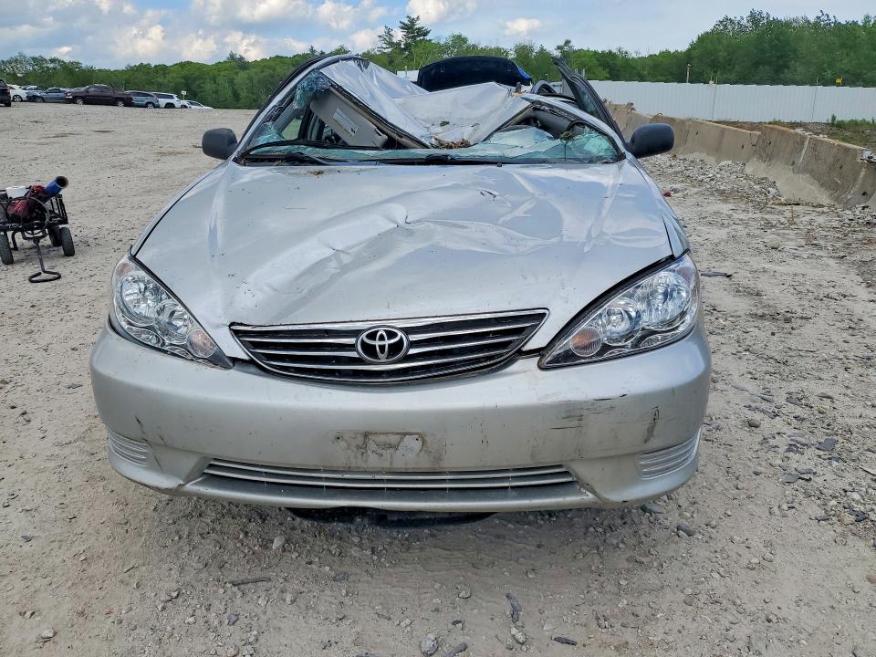 55238026 :رقم المزاد ، 4T1BE32K05U099151 vin ، 2005 Toyota Camry مزاد بيع