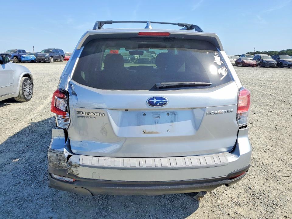 Продажа на аукционе авто 2018 Subaru Forester, vin: JF2SJAGC0JH592743, номер лота: 53670086