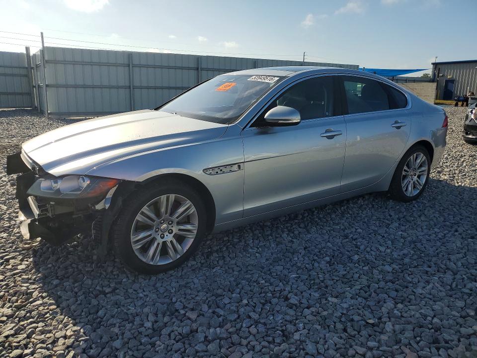 Продаж на аукціоні авто 2017 Jaguar Xf, vin: SAJBR4BVXHCY26591, номер лоту: 53949516