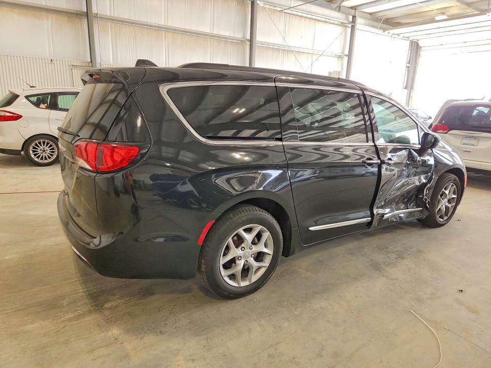 53833656 :رقم المزاد ، 2C4RC1BG7HR507820 vin ، 2017 Chrysler Pacifica مزاد بيع