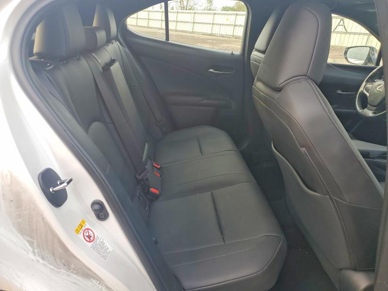 52246946 :رقم المزاد ، JTHU9JBH0K2011165 vin ، 2019 Lexus Ux مزاد بيع