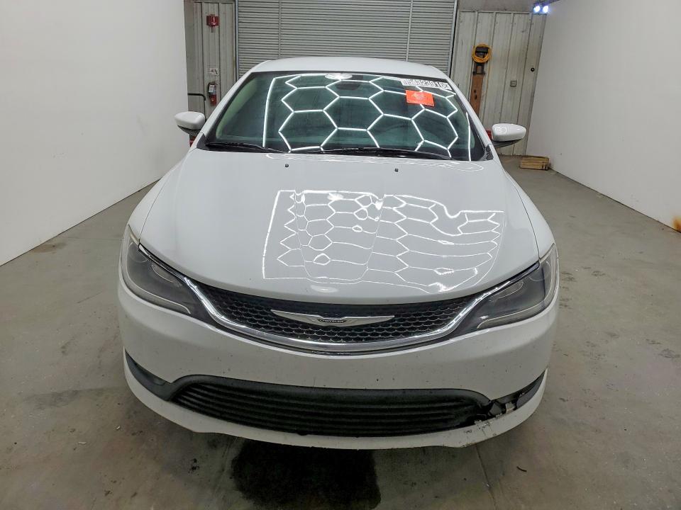Продажа на аукционе авто 2016 Chrysler 200, vin: 1C3CCCFB3GN195995, номер лота: 54323916