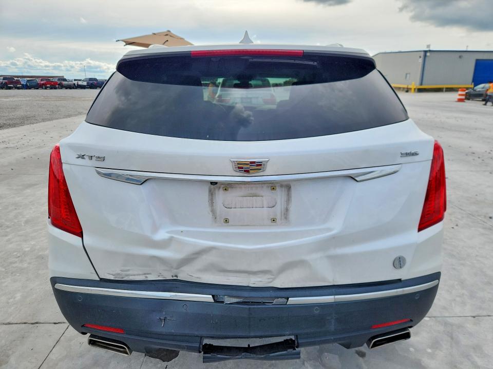 Продажа на аукционе авто 2018 Cadillac Xt5, vin: 1GYKNCRS5JZ191860, номер лота: 54858496