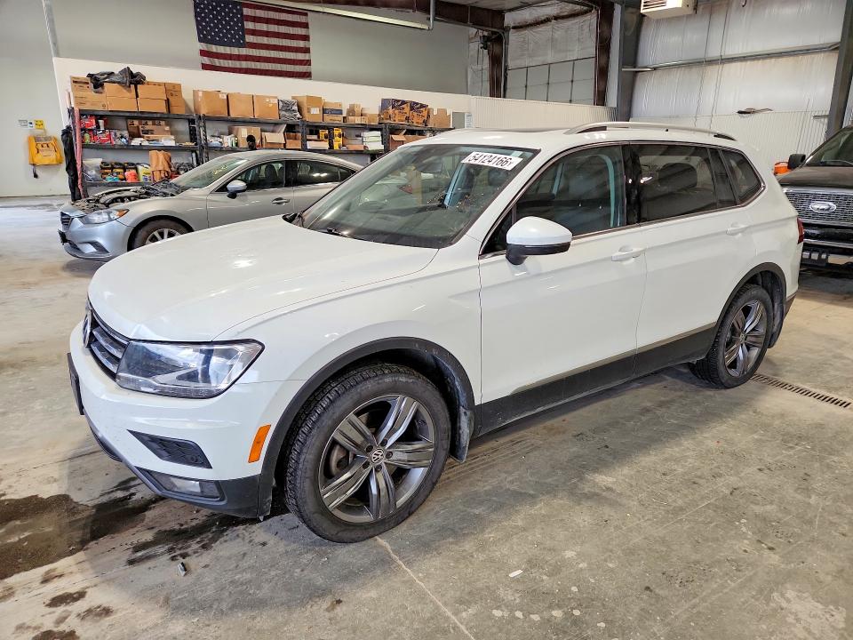 54124166 :رقم المزاد ، 3VV2B7AX9LM058568 vin ، 2020 Volkswagen Tiguan مزاد بيع