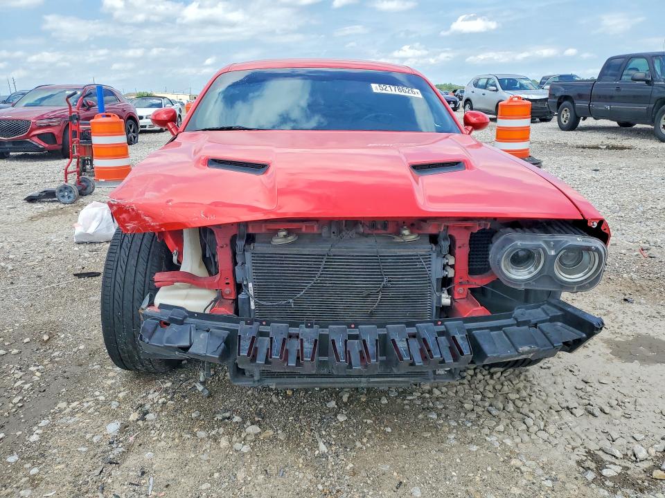 Продаж на аукціоні авто 2018 Dodge Challenger, vin: 2C3CDZAG2JH229802, номер лоту: 52178626