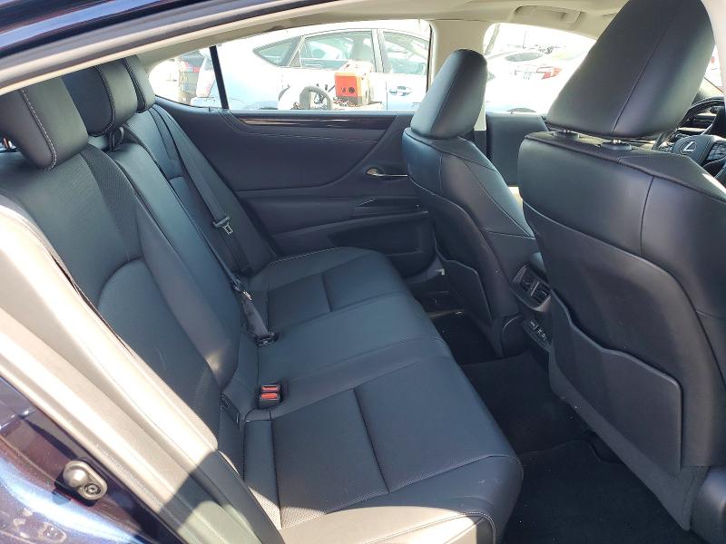 53285526 :رقم المزاد ، 58AD21B14LU010250 vin ، 2020 Lexus Es مزاد بيع