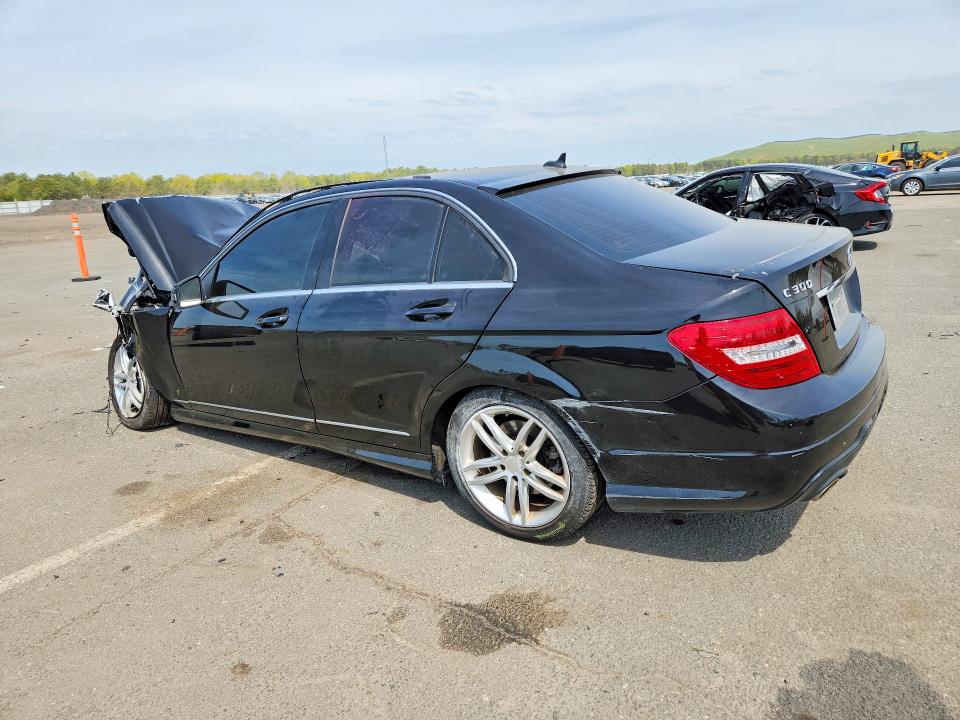 Продажа на аукционе авто 2013 Mercedes-benz C, vin: WDDGF8AB7DG117895, номер лота: 53134496