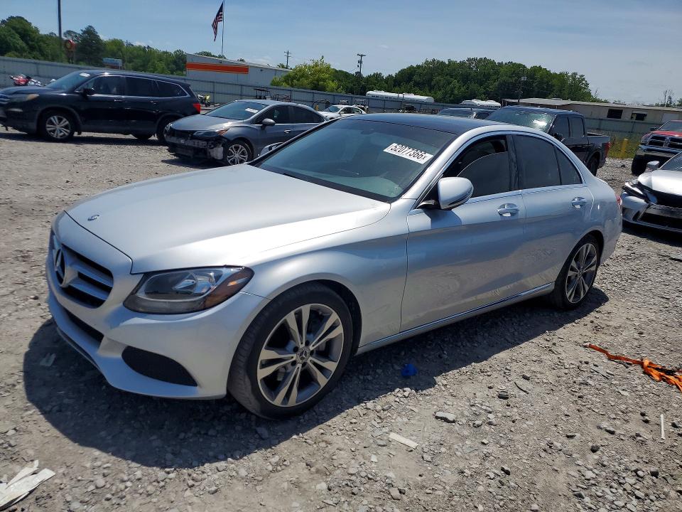 52077366 :رقم المزاد ، 55SWF4JB3HU223564 vin ، 2017 Mercedes-benz C مزاد بيع