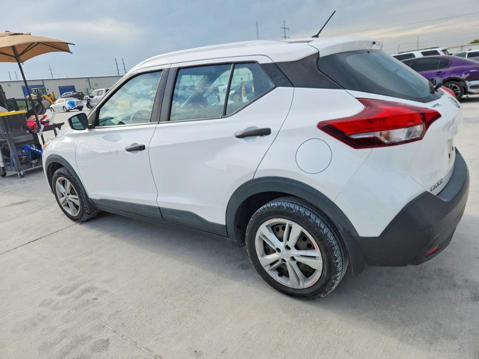 52540296 :رقم المزاد ، 3N1CP5CU8JL508955 vin ، 2018 Nissan Kicks مزاد بيع