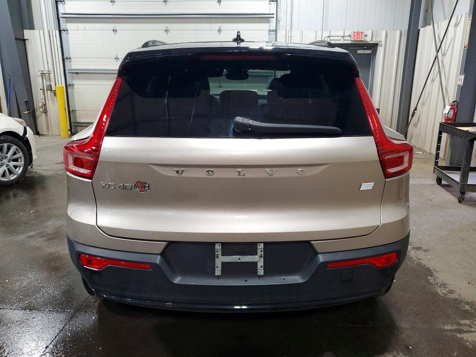 Продажа на аукционе авто 2023 Volvo Xc40, vin: YV4ED3UL3P2102839, номер лота: 54555786