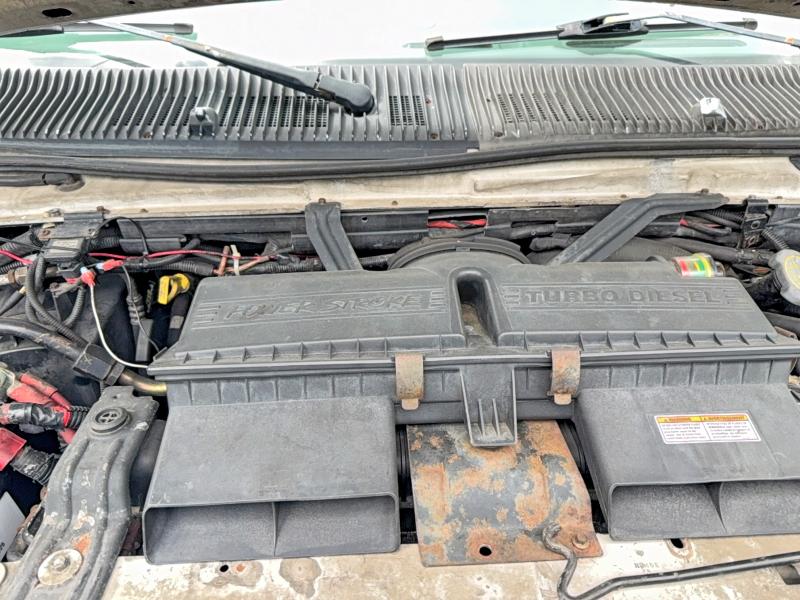 2003 Ford Econoline მანქანა იყიდება აუქციონზე, vin: 1FDXE45F53HA63424, აუქციონის ნომერი: 52597456