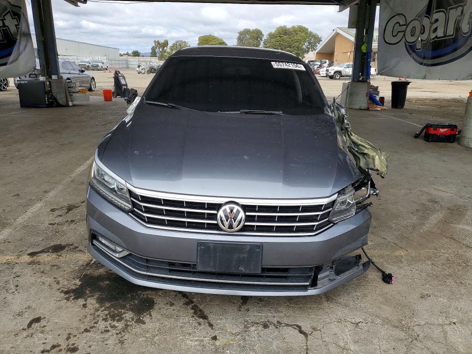 Продаж на аукціоні авто 2017 Volkswagen Passat, vin: 1VWBT7A36HC036011, номер лоту: 55742156
