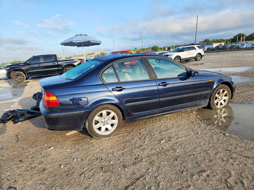 Продажа на аукционе авто 2003 Bmw 325, vin: WBAET37483NJ33360, номер лота: 52306526
