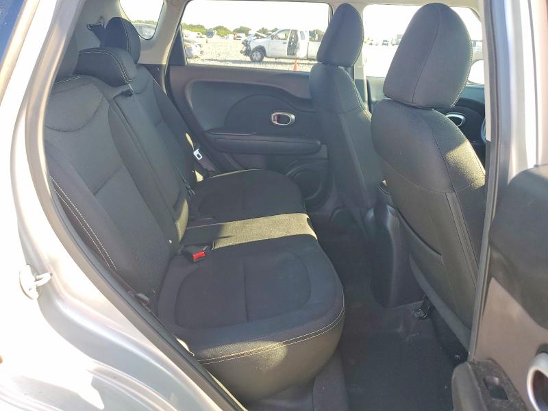 2015 Kia Soul მანქანა იყიდება აუქციონზე, vin: KNDJP3A55F7778211, აუქციონის ნომერი: 53906446