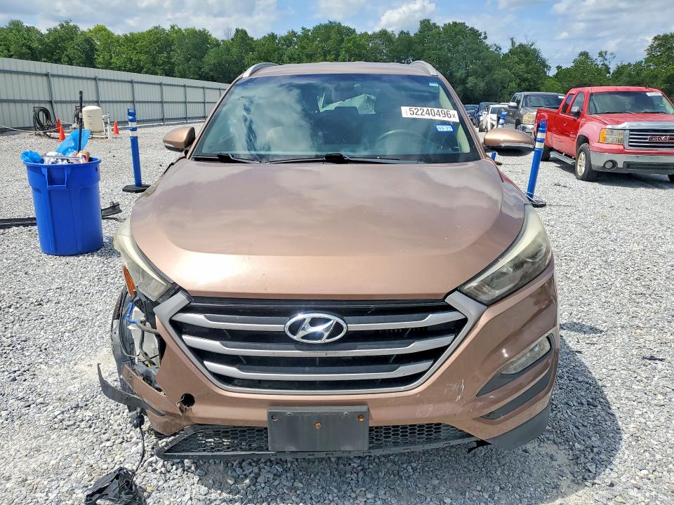 2017 Hyundai Tucson მანქანა იყიდება აუქციონზე, vin: KM8J33A22HU332888, აუქციონის ნომერი: 52240496
