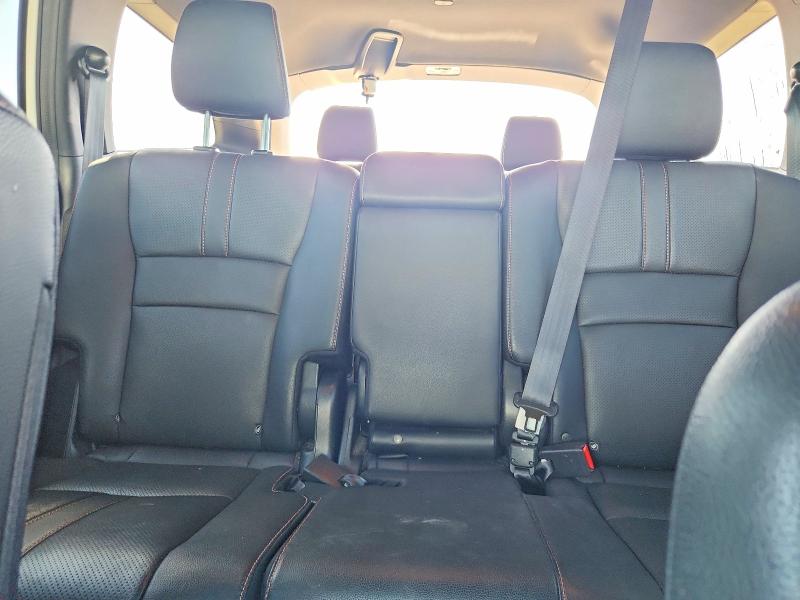 53104786 :رقم المزاد ، 5FNYF6H81NB071778 vin ، 2022 Honda Pilot مزاد بيع