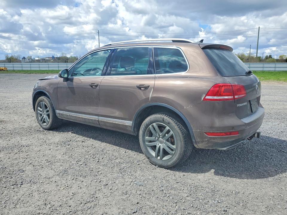 51812266 :رقم المزاد ، WVGEP9BP4ED011014 vin ، 2014 Volkswagen Touareg مزاد بيع