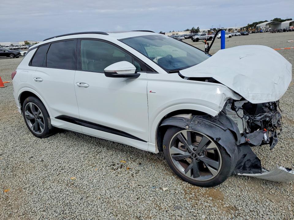 55113826 :رقم المزاد ، WA1L2BFZ1RP031796 vin ، 2024 Audi Q4 E-tron مزاد بيع