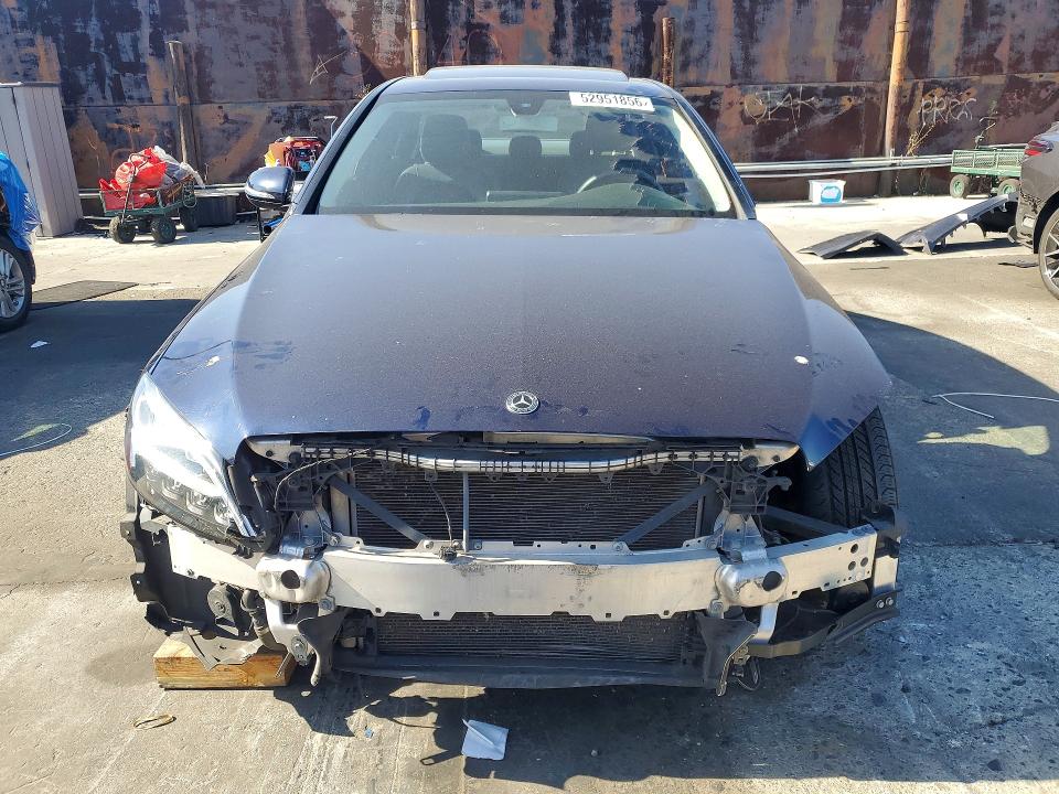 52951856 :رقم المزاد ، 55SWF8DB8KU302240 vin ، 2019 Mercedes-benz C مزاد بيع