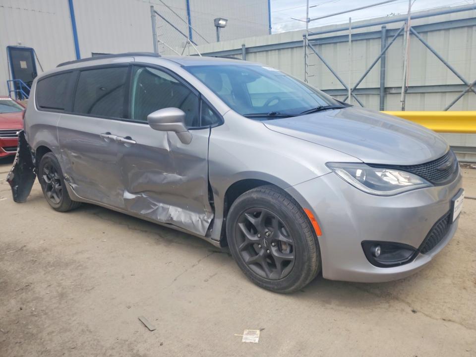 2020 Chrysler Pacifica მანქანა იყიდება აუქციონზე, vin: 2C4RC1BGXLR173257, აუქციონის ნომერი: 53905636