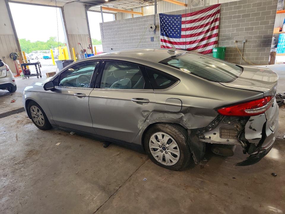 2020 Ford Fusion მანქანა იყიდება აუქციონზე, vin: 3FA6P0G7XLR170174, აუქციონის ნომერი: 54971336