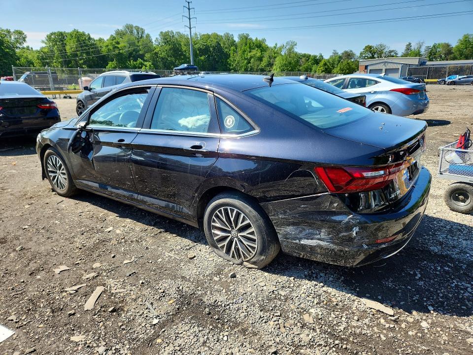 55231096 :رقم المزاد ، 3VWC57BU1MM104021 vin ، 2021 Volkswagen Jetta مزاد بيع
