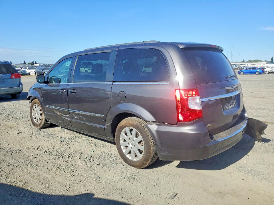 54865086 :رقم المزاد ، 2C4RC1BG8FR751814 vin ، 2015 Chrysler Town & Country مزاد بيع