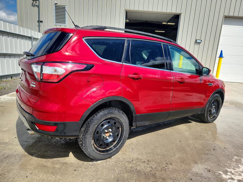 2018 Ford Escape მანქანა იყიდება აუქციონზე, vin: 1FMCU0HD4JUD23837, აუქციონის ნომერი: 55247136