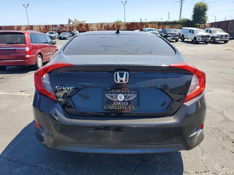 Продажа на аукционе авто 2017 Honda Civic, vin: 2HGFC2F70HH558067, номер лота: 54096876