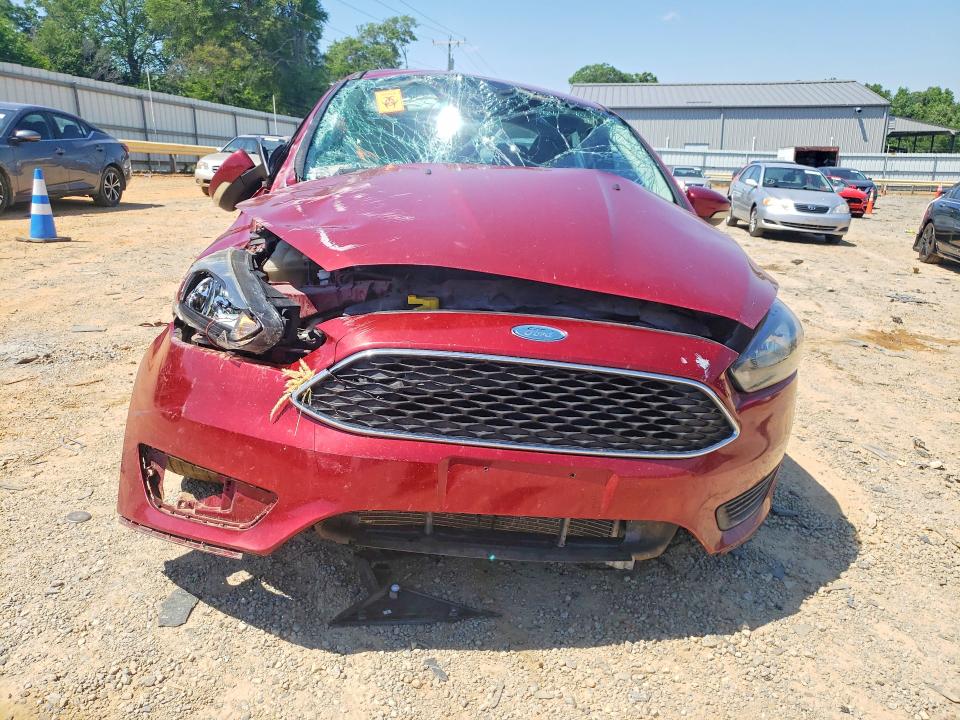 53000096 :رقم المزاد ، 1FADP3F29FL280327 vin ، 2015 Ford Focus مزاد بيع