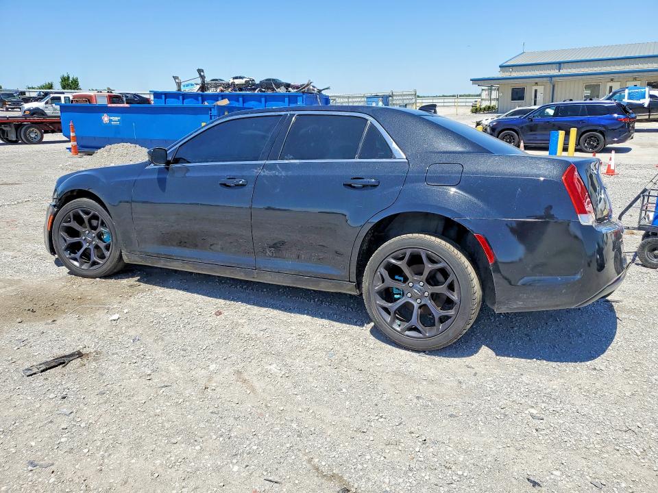 Продажа на аукционе авто 2015 Chrysler 300, vin: 2C3CCAAG5FH830035, номер лота: 52817056