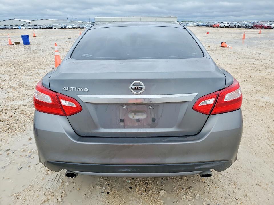 52057276 :رقم المزاد ، 1N4AL3AP8HN335889 vin ، 2017 Nissan Altima مزاد بيع