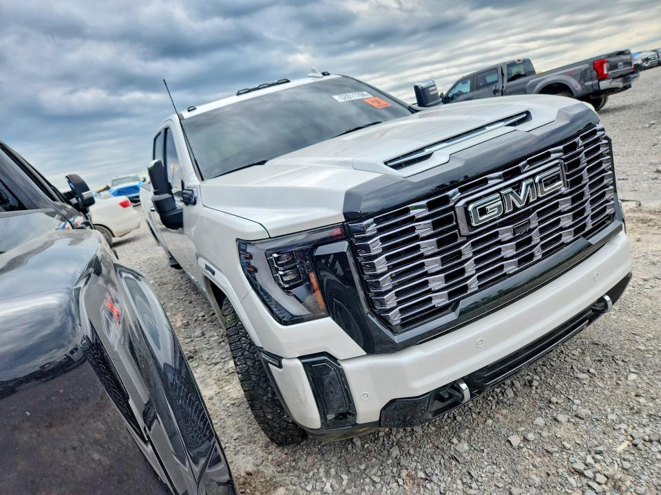 2025 Gmc Sierra მანქანა იყიდება აუქციონზე, vin: 1GT4UXEY2SF235934, აუქციონის ნომერი: 52811766