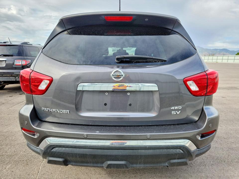 54955366 :رقم المزاد ، 5N1DR2MM8HC624781 vin ، 2017 Nissan Pathfinder مزاد بيع