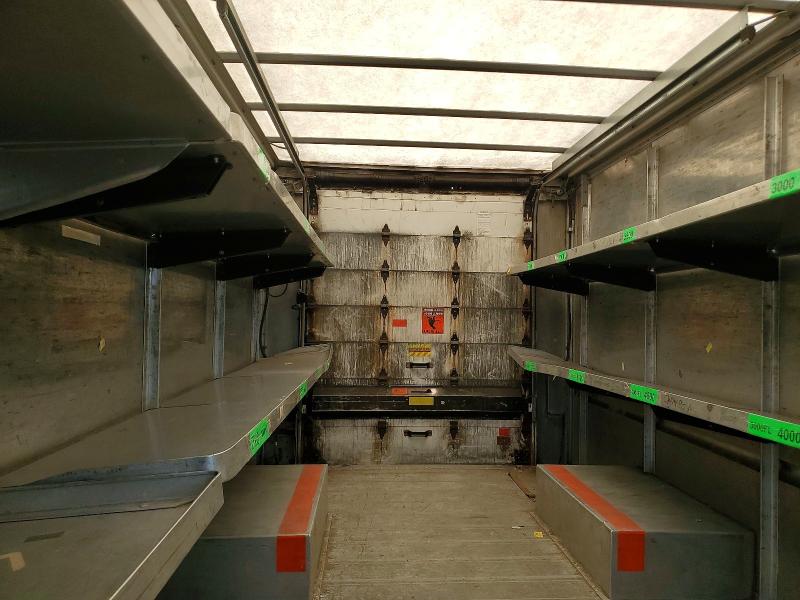 52676406 :رقم المزاد ، 4UZAANBW37CY11473 vin ، 2007 Freightliner Chassis مزاد بيع