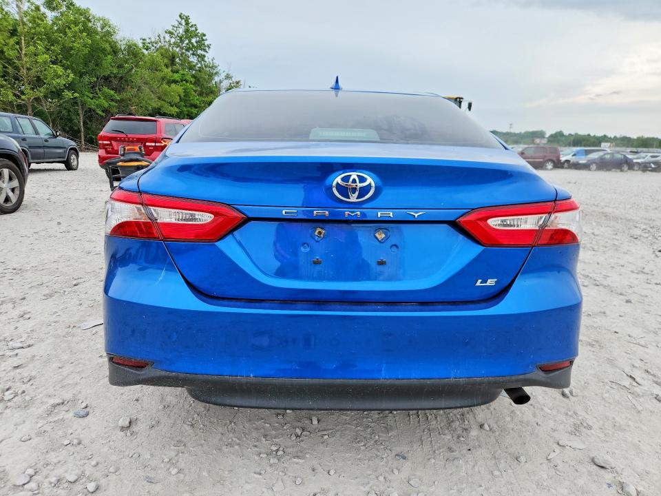 54991886 :رقم المزاد ، 4T1B11HK3KU261180 vin ، 2019 Toyota Camry مزاد بيع
