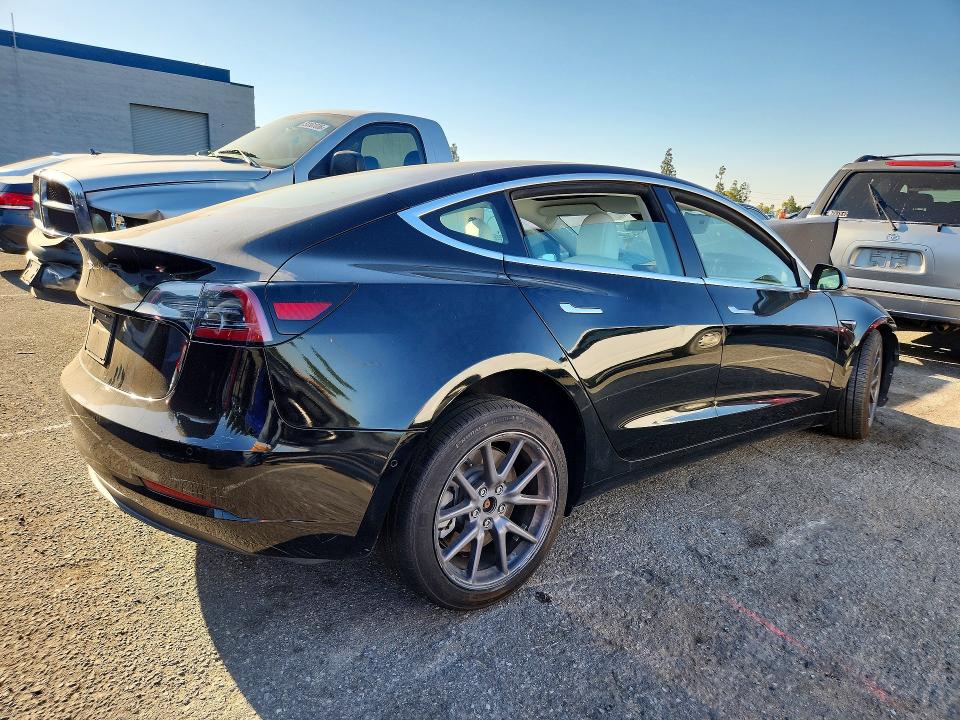 Auction sale of the 2019 Tesla Model 3, vin: 5YJ3E1EB8KF391577, lot number: 53287176