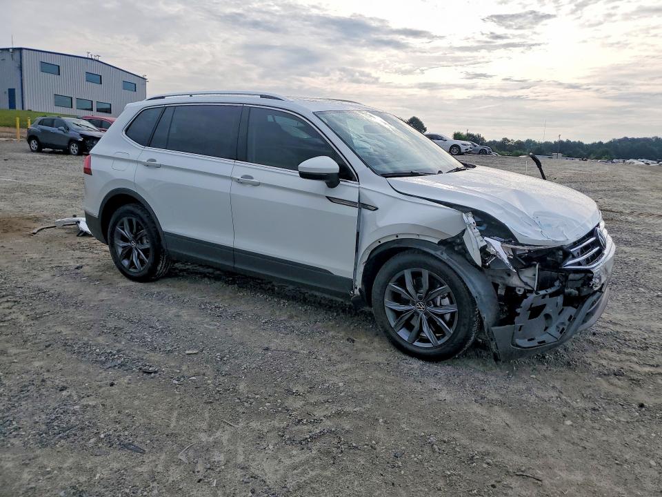 2022 Volkswagen Tiguan მანქანა იყიდება აუქციონზე, vin: 3VV3B7AX7NM089812, აუქციონის ნომერი: 54500216