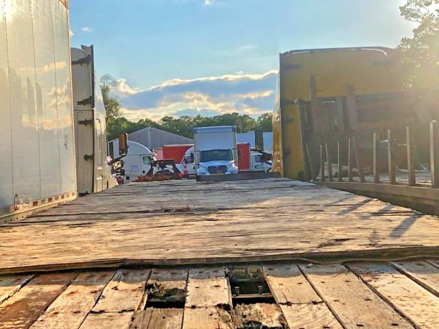 Aukcja sprzedaży 2014 Util Flatbed, vin: 1UYFS248XEA055008, numer aukcji: 54008726