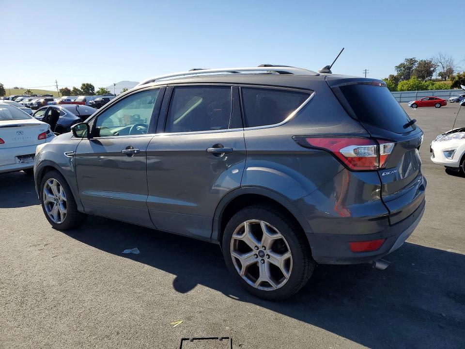 Продаж на аукціоні авто 2018 Ford Escape, vin: 1FMCU0J93JUA24099, номер лоту: 51480676