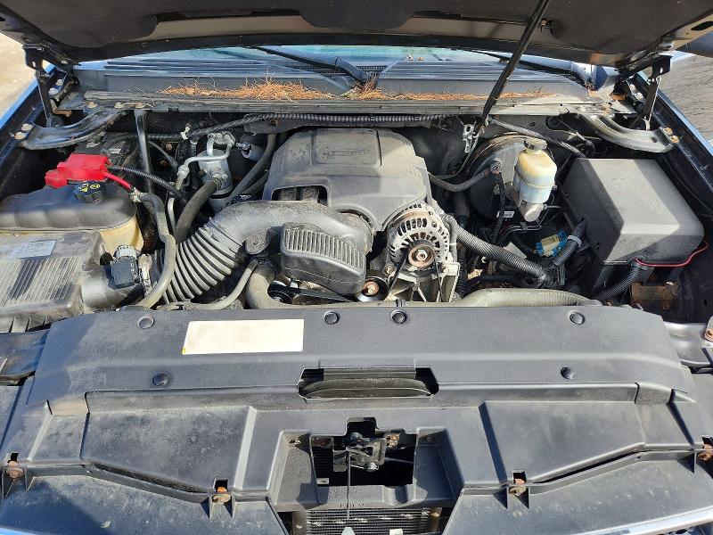 52168096 :رقم المزاد ، 3GNTKEE35BG190987 vin ، 2011 Chevrolet Avalanche مزاد بيع