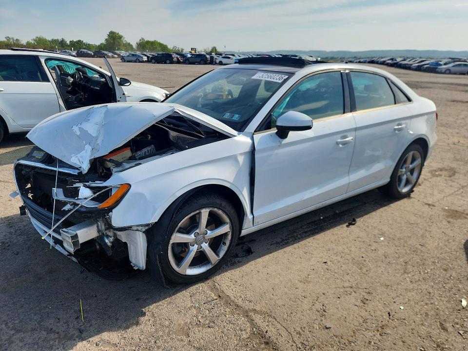 Продаж на аукціоні авто 2016 Audi A3, vin: WAUB8GFF6G1048979, номер лоту: 52560236