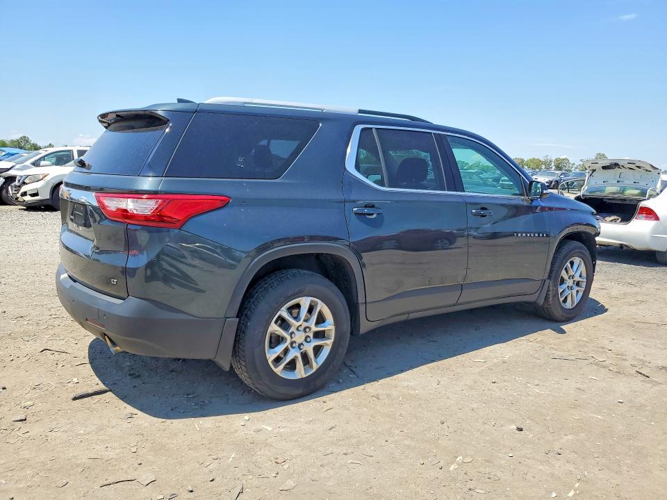 Продажа на аукционе авто 2018 Chevrolet Traverse, vin: 1GNEVGKW9JJ180261, номер лота: 53993116
