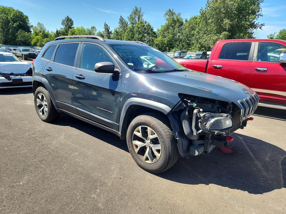 53768536 :رقم المزاد ، 1C4PJMBSXHW583476 vin ، 2017 Jeep Cherokee مزاد بيع
