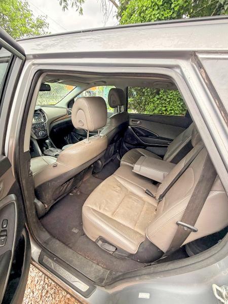 Продаж на аукціоні авто 2017 Hyundai Santa Fe, vin: KM8SR4HF2HU185683, номер лоту: 52952116
