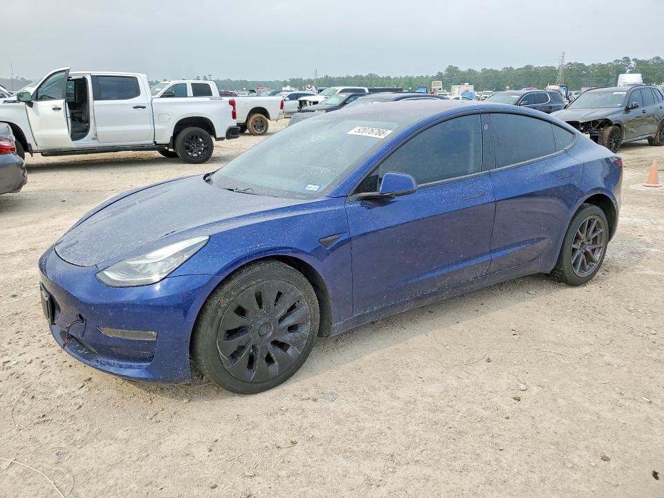 52076766 :رقم المزاد ، 5YJ3E1EA3JF032532 vin ، 2018 Tesla Model 3 مزاد بيع