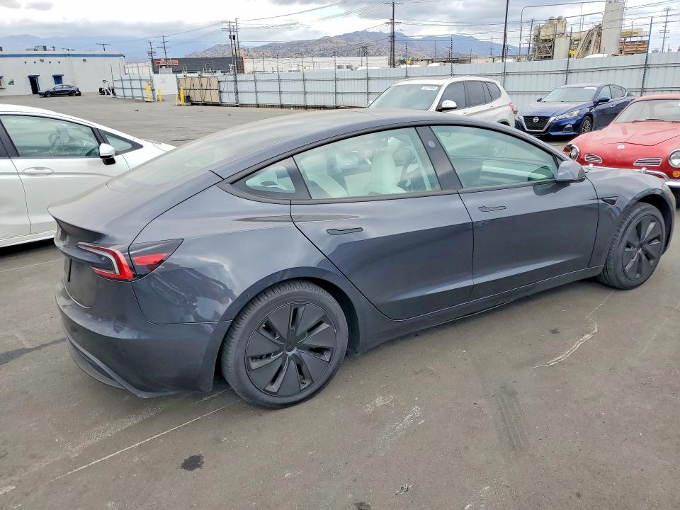 2025 Tesla Model 3 მანქანა იყიდება აუქციონზე, vin: 5YJ3E1EA0SF916932, აუქციონის ნომერი: 54521576