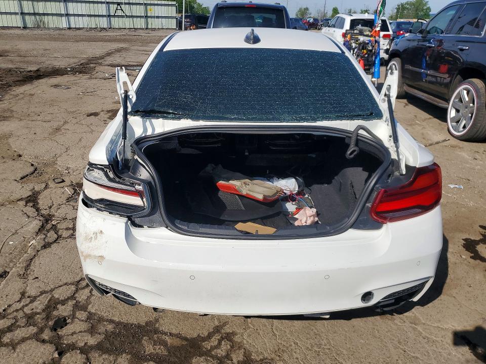 54041106 :رقم المزاد ، WBA1J9C50FVX98800 vin ، 2015 Bmw M235xi مزاد بيع