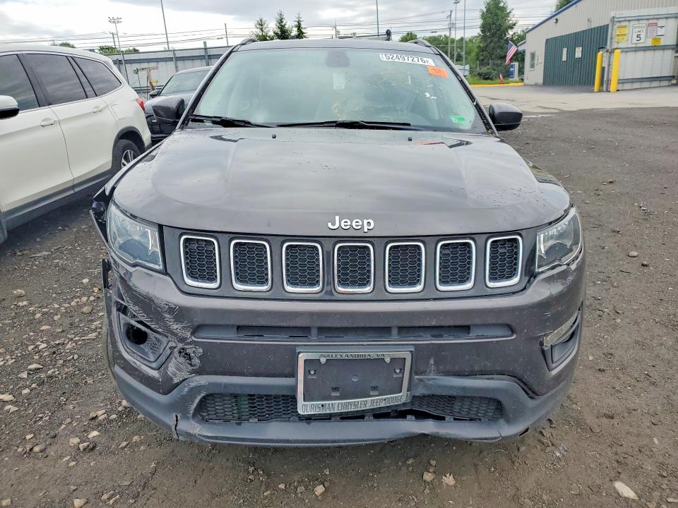 2020 Jeep Compass მანქანა იყიდება აუქციონზე, vin: 3C4NJDBBXLT240088, აუქციონის ნომერი: 52497276