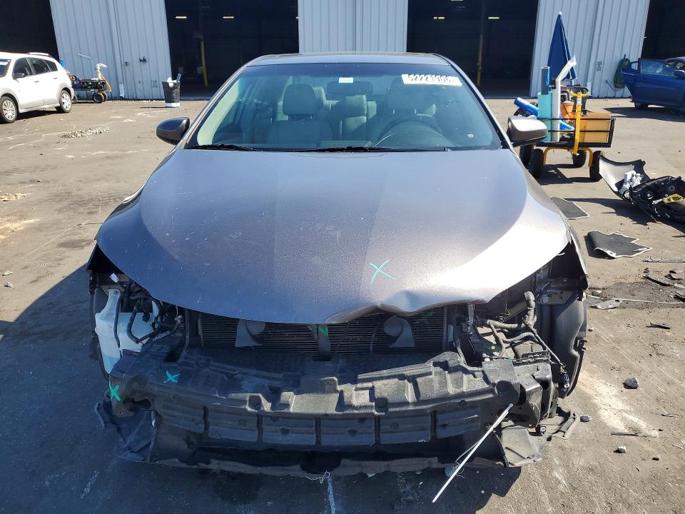 2015 Toyota Camry მანქანა იყიდება აუქციონზე, vin: 4T1BF1FK5FU889719, აუქციონის ნომერი: 52221906